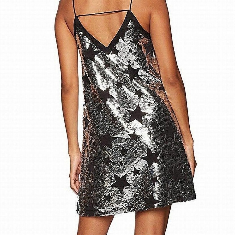 XOXO Silver Women's Sequin Star Plunge Shift Dress - Picture 2 of 2